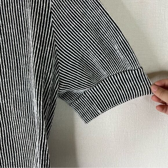 Lularoe Eloise Top Women’s Black White Stripe Puff Short Sleeve Ribbed 3X - Picture 5 of 10